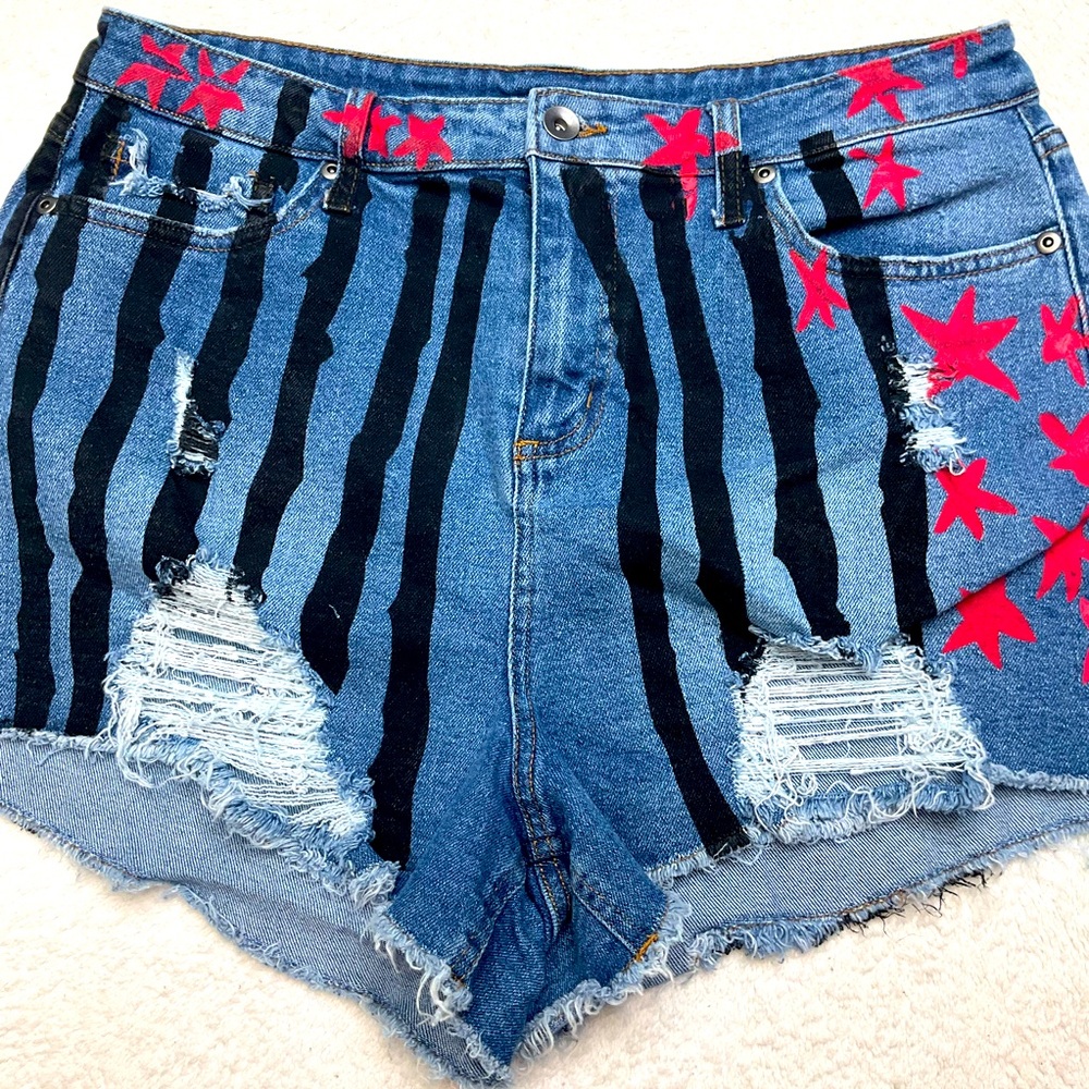 BIRDS OF PREY Distressed Blue Jean Short Booty Shorts Red Star and Black Stripes